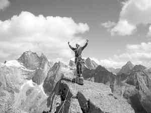 Andrej Grmovšek na vrhu Tan Shana, Foto: Tanja Grmovšek